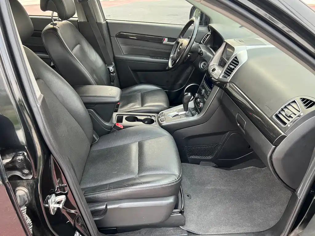 Chevrolet Captiva 2014 2.4L Flagship 7 мест