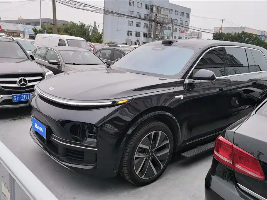 Li Auto Li L9 2025