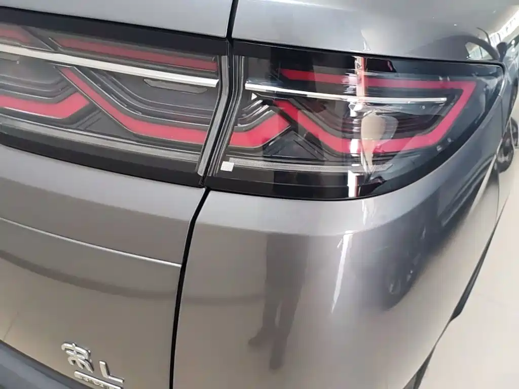 BYD Song L DM-i L DM-i 2025 Smart Drive 112km Lead