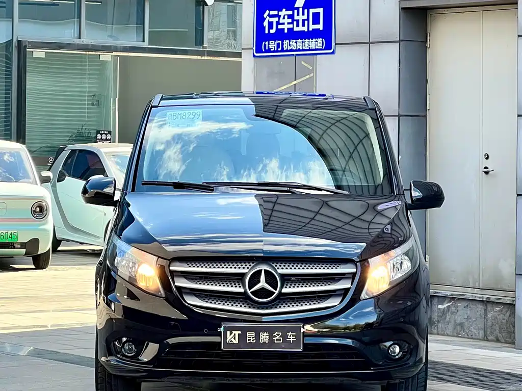 MERCEDES-BENZ VITO