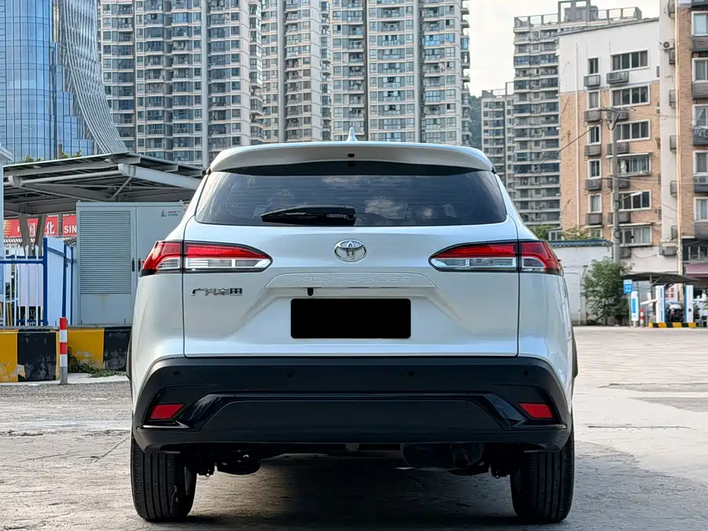 Toyota Frontlander — миниатюра 15
