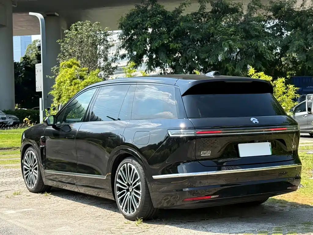 NIO ES8 — миниатюра 4