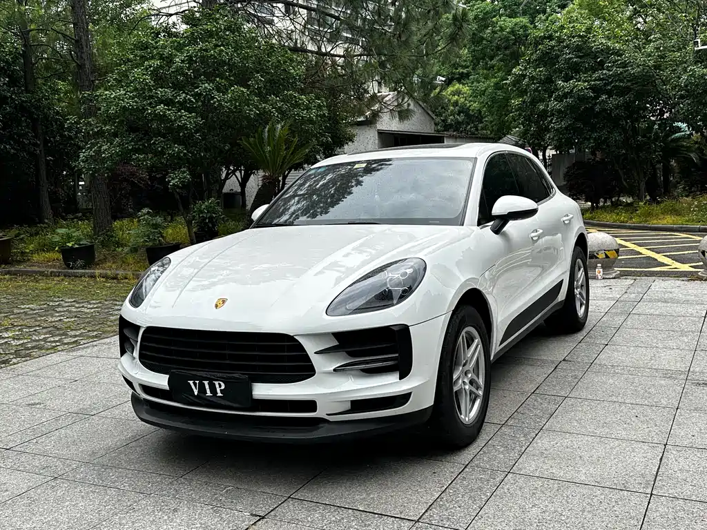 Купить Porsche Macan