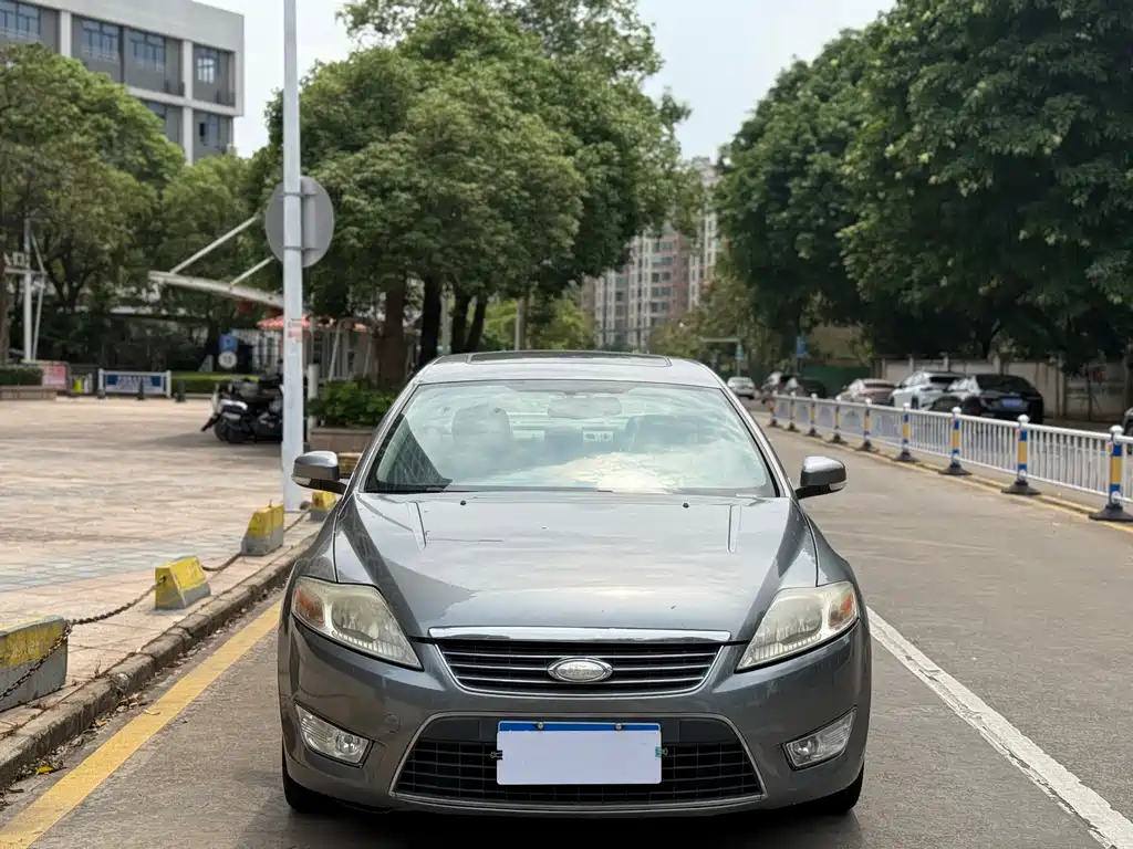 Ford Mondeo - 2011 2.3L Fashion