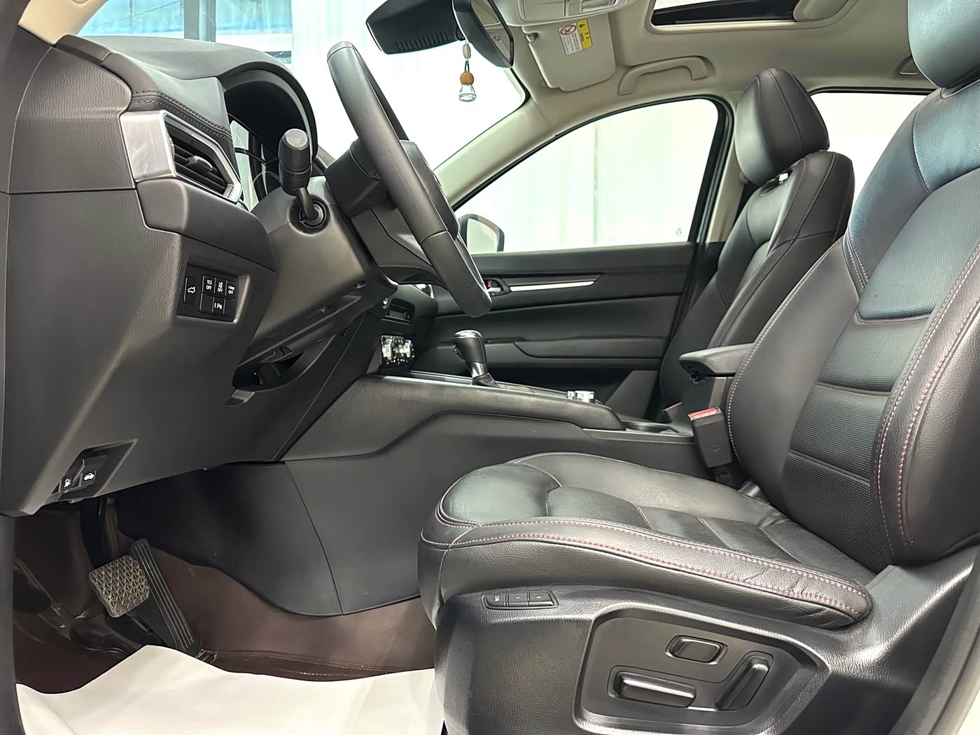 Mazda CX-5 2.0 л 2022 г. Белый, пробег 31000 км