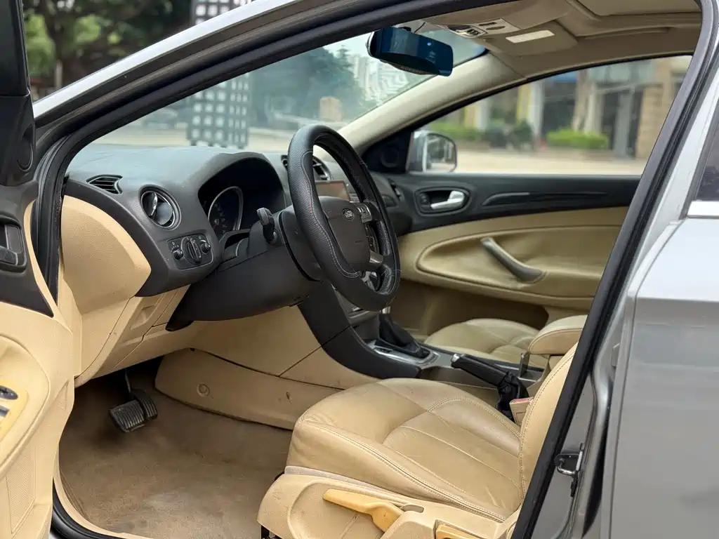 Ford Mondeo - 2011 2.3L Fashion