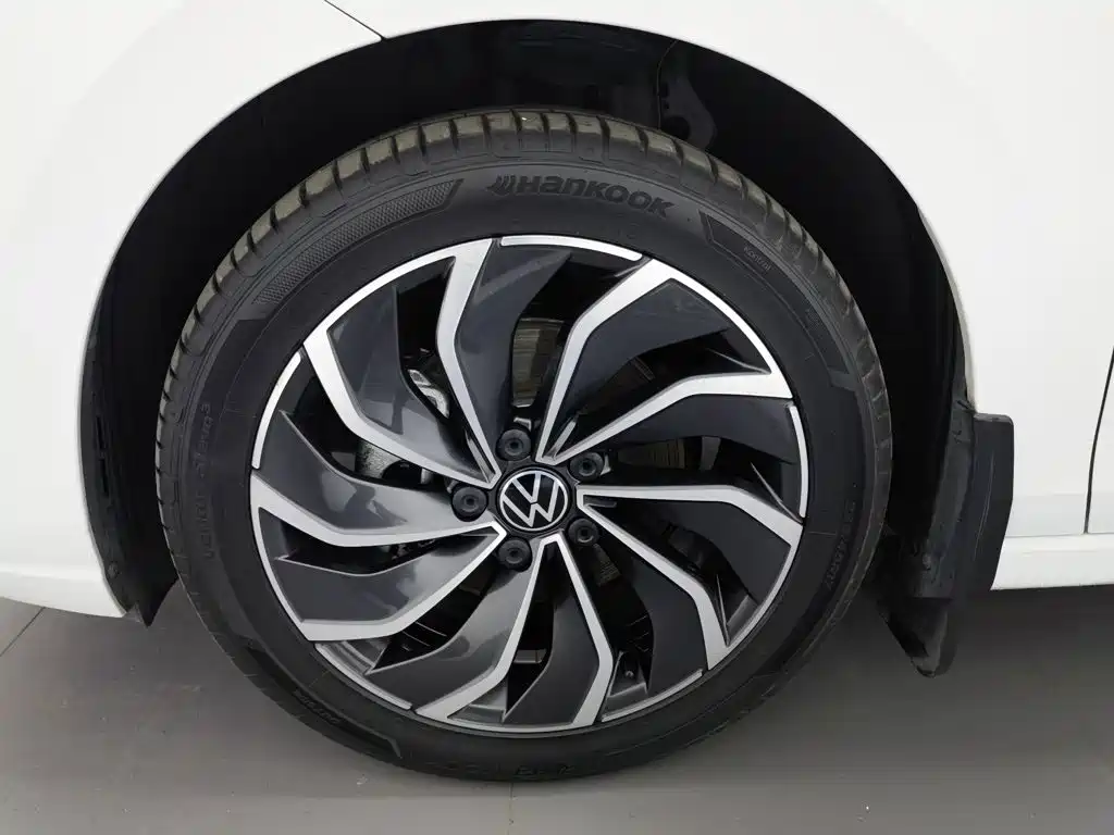 Volkswagen Golf — миниатюра 17