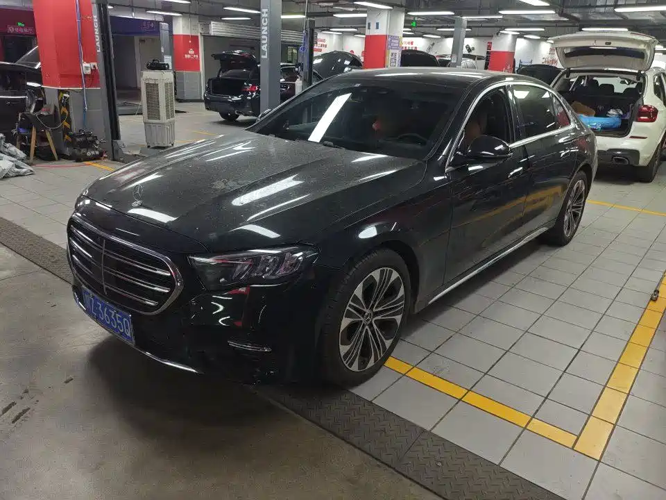 奔驰E级 2025款 E 300 L 豪华型 2025