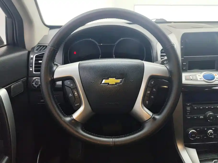 Chevrolet Captiva — миниатюра 15