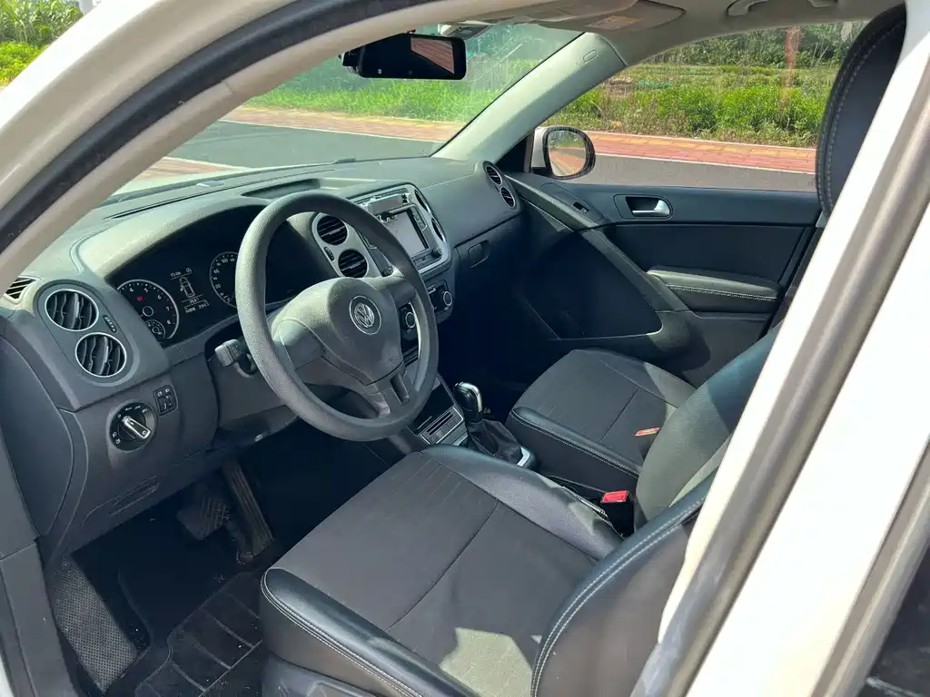 Volkswagen Tiguan — миниатюра 6