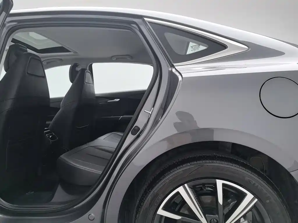 Changan Eado — миниатюра 15