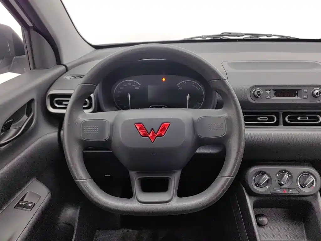 Wuling Hongguang EV — миниатюра 11