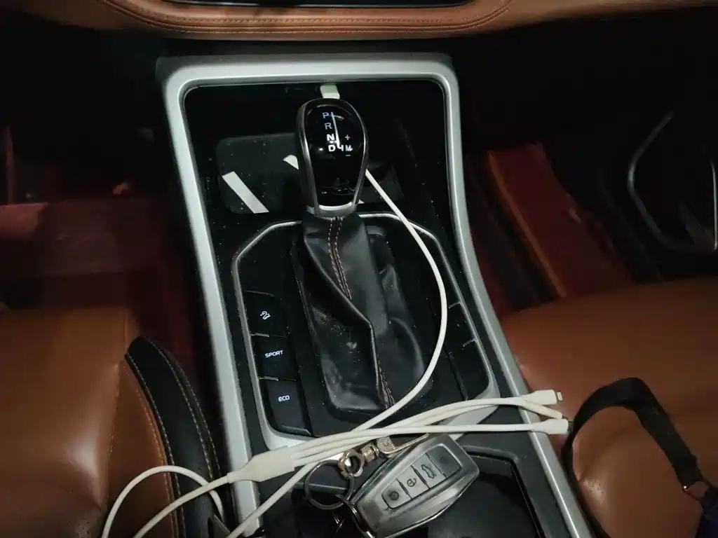Geely Vision X6 — миниатюра 15