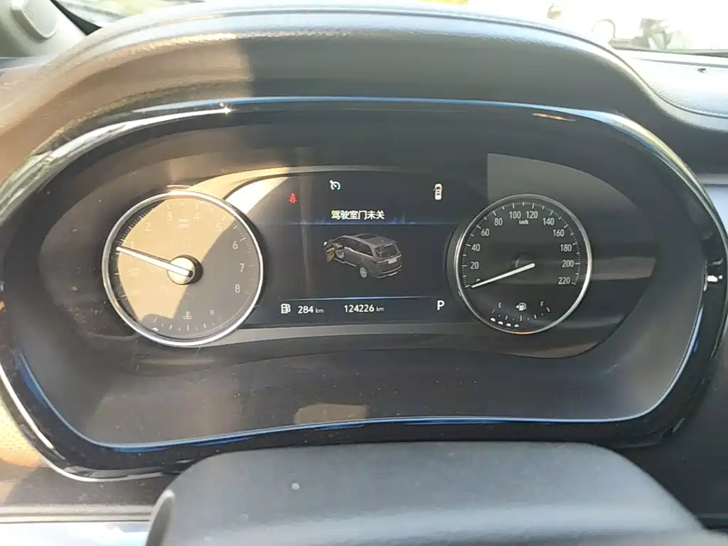 Buick GL8 — миниатюра 12