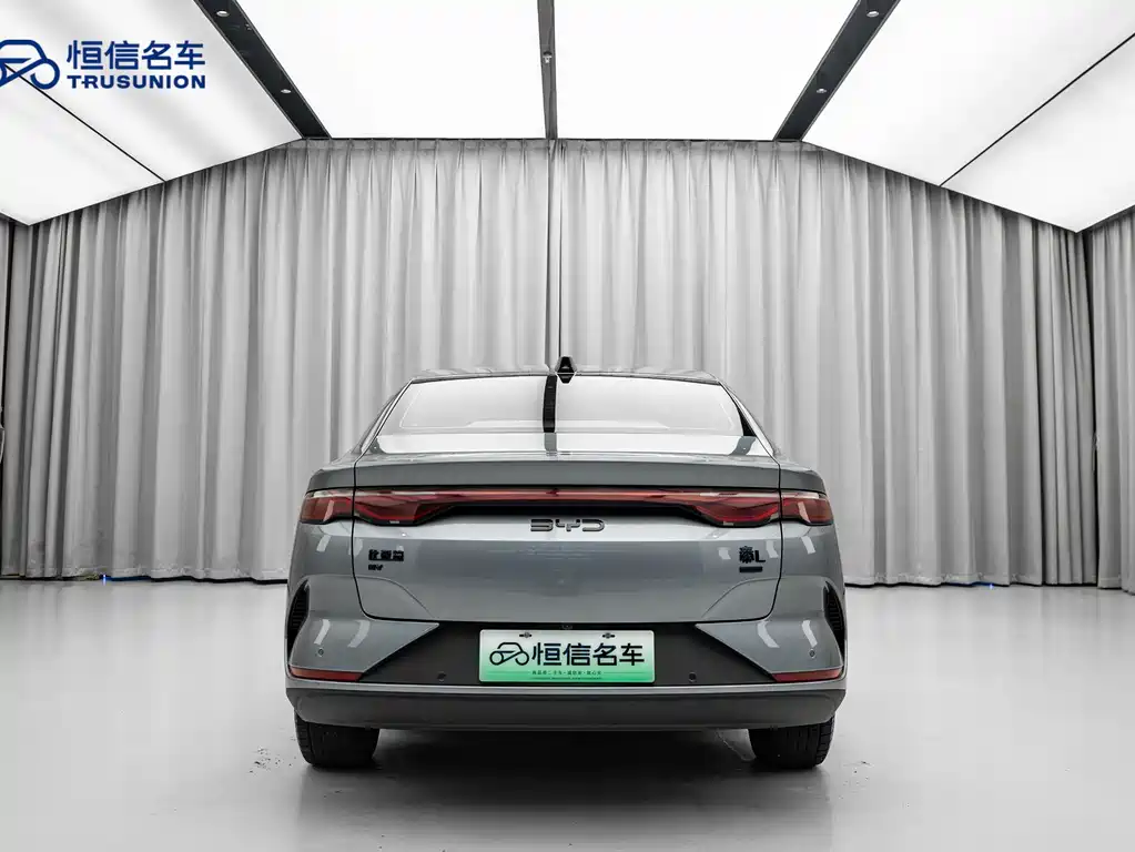 BYD QIN L