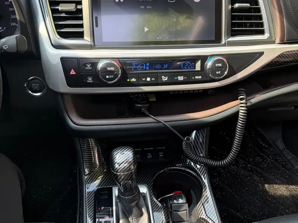 Toyota Highlander — миниатюра 23