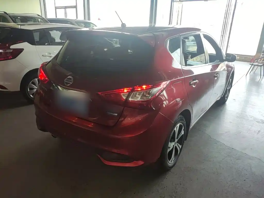 Nissan Tiida 2019 1.6L CVT VI