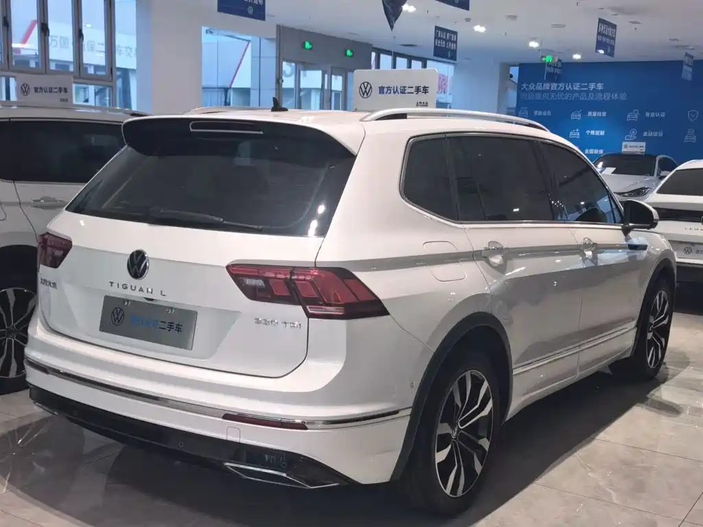 Volkswagen Tiguan L — миниатюра 4
