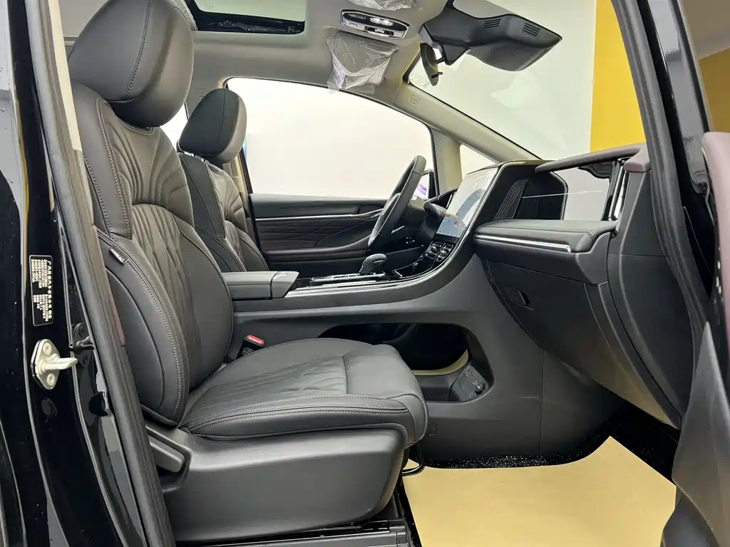 GAC Motor Trumpchi M8 — миниатюра 15
