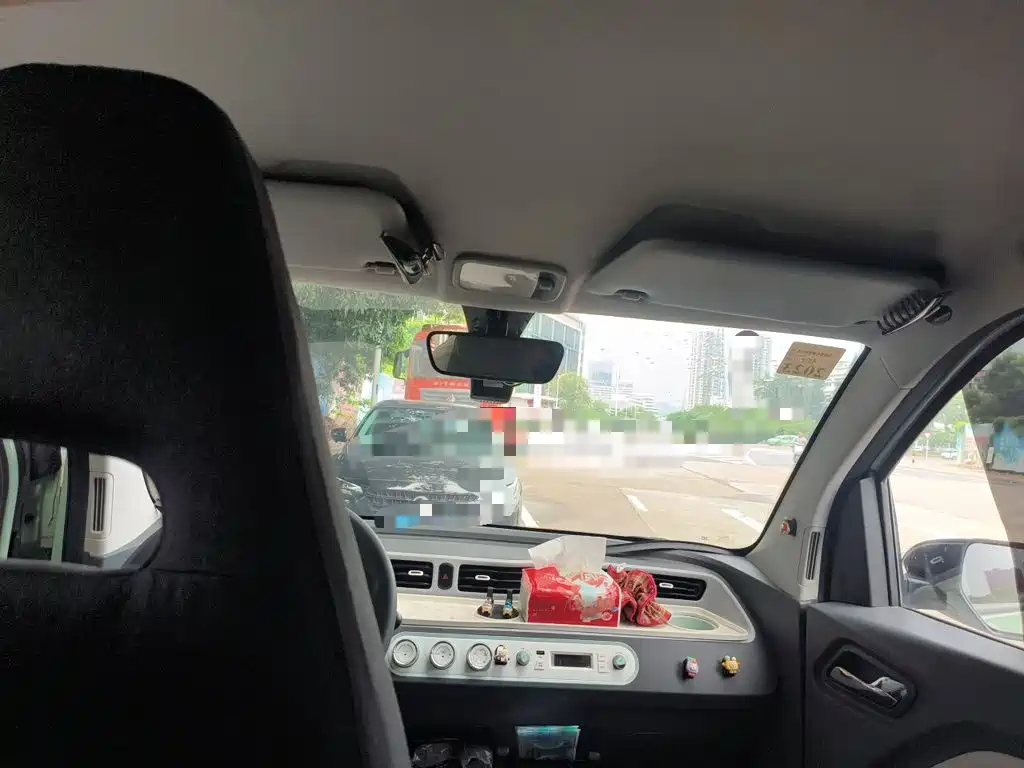 Wuling MINIEV — миниатюра 14
