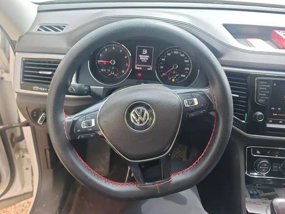 Volkswagen Teramont — миниатюра 15