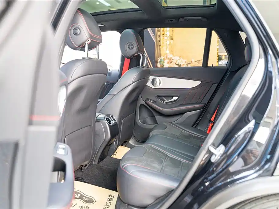 MERCEDES-BENZ GLC AMG