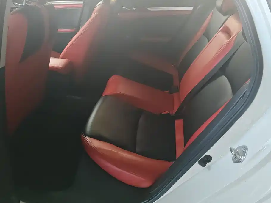 Honda Civic — миниатюра 11