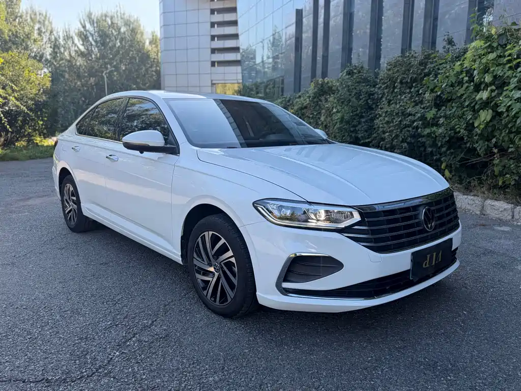 Volkswagen Lavida — миниатюра 3