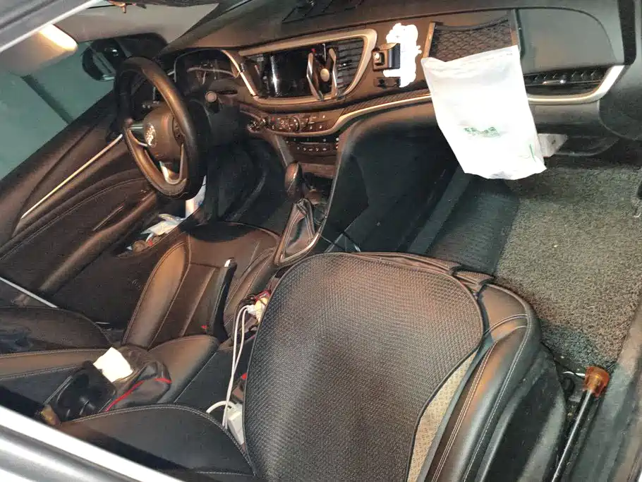 Buick Excelle — миниатюра 8