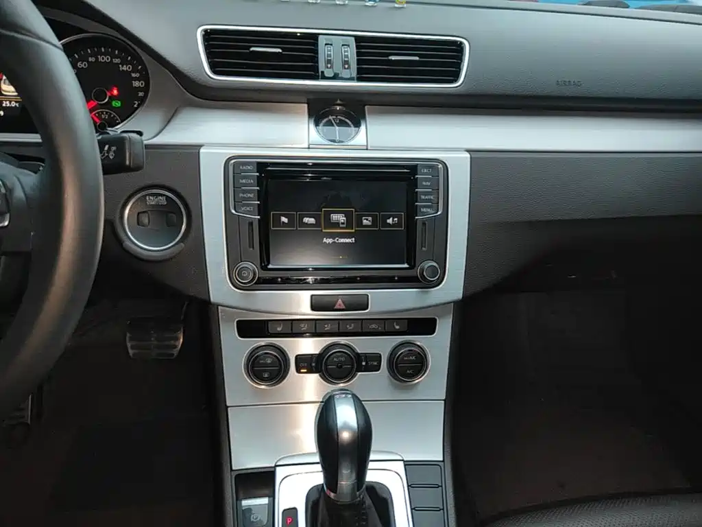 Volkswagen CC — миниатюра 13