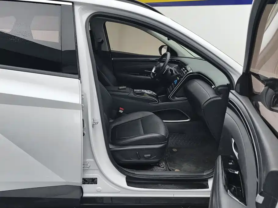 Hyundai Tucson — миниатюра 8