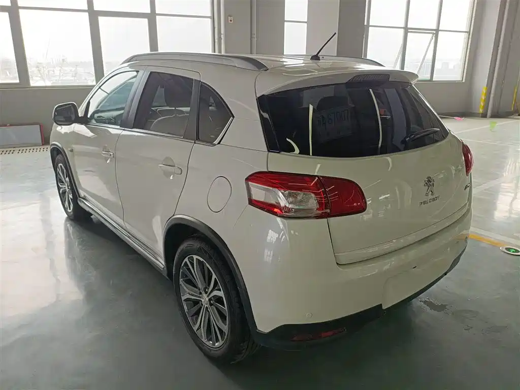 Peugeot 4008 (Import) — миниатюра 23