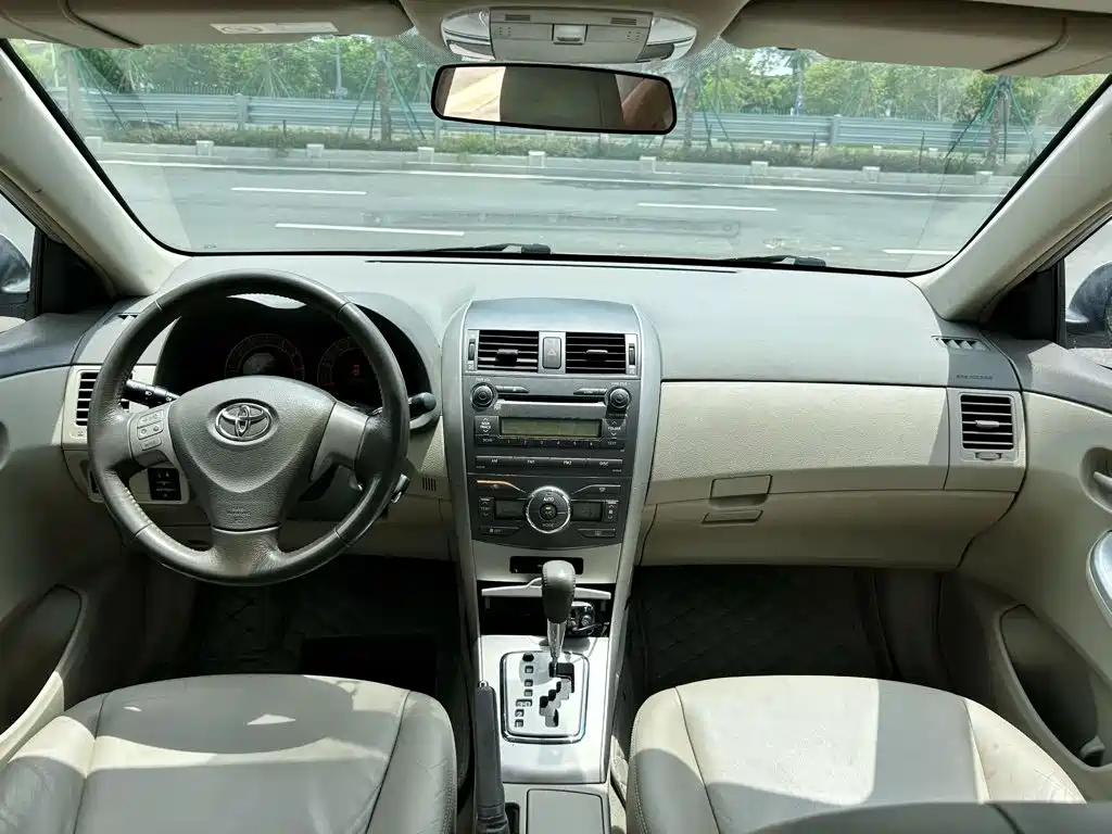 Toyota Corolla — миниатюра 6