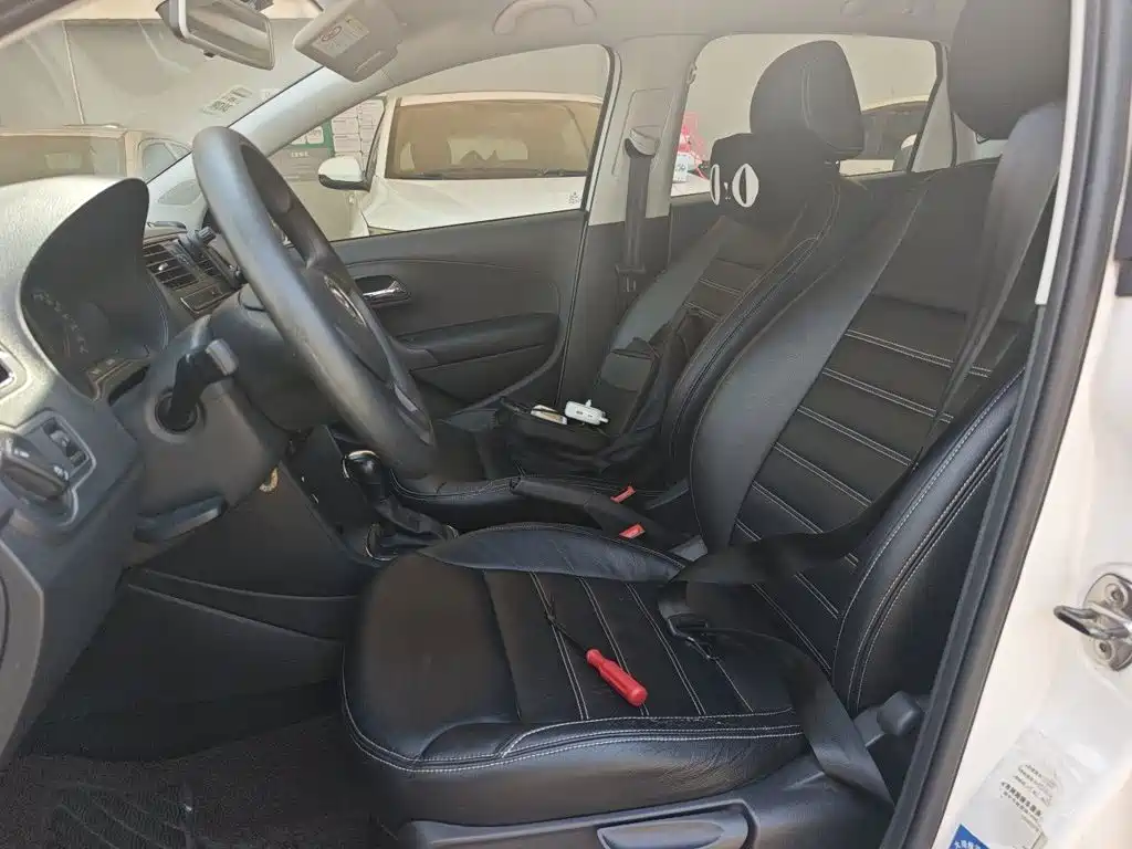 Volkswagen Polo — миниатюра 16