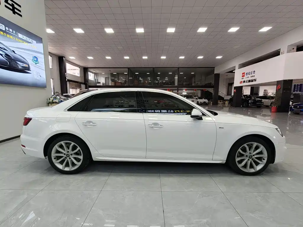 Audi A4L — миниатюра 4