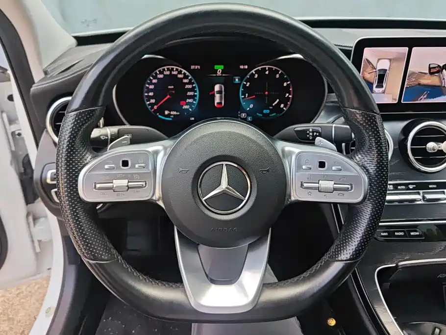 Mercedes-Benz C-Class — миниатюра 15