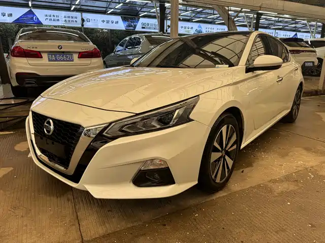 NISSAN TEANA 2021