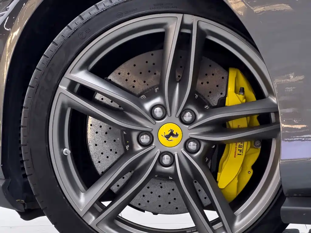 Ferrari Roma — миниатюра 8