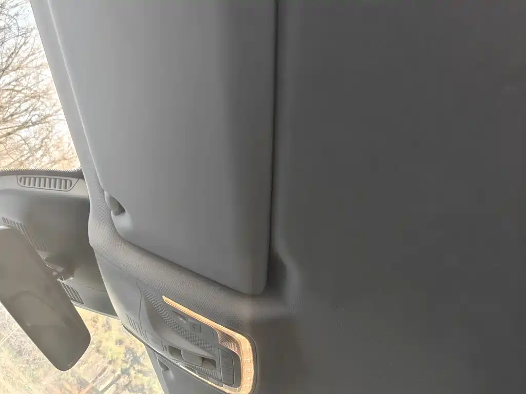 MERCEDES-BENZ V CLASS