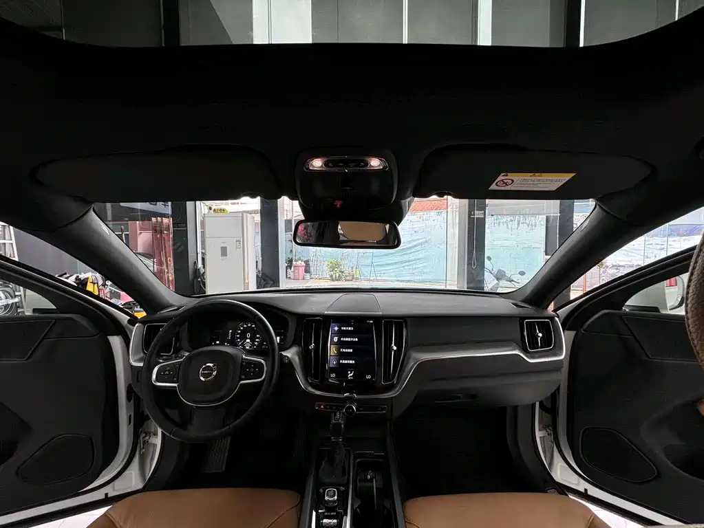 Volvo XC60 2018 T5