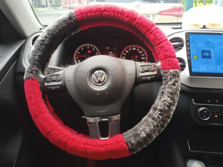 Volkswagen Tiguan — миниатюра 15