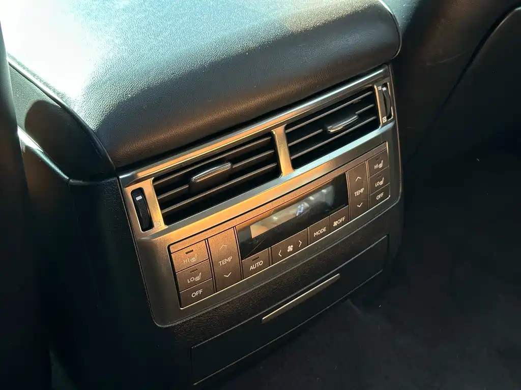 Lexus LX 570, фото 24