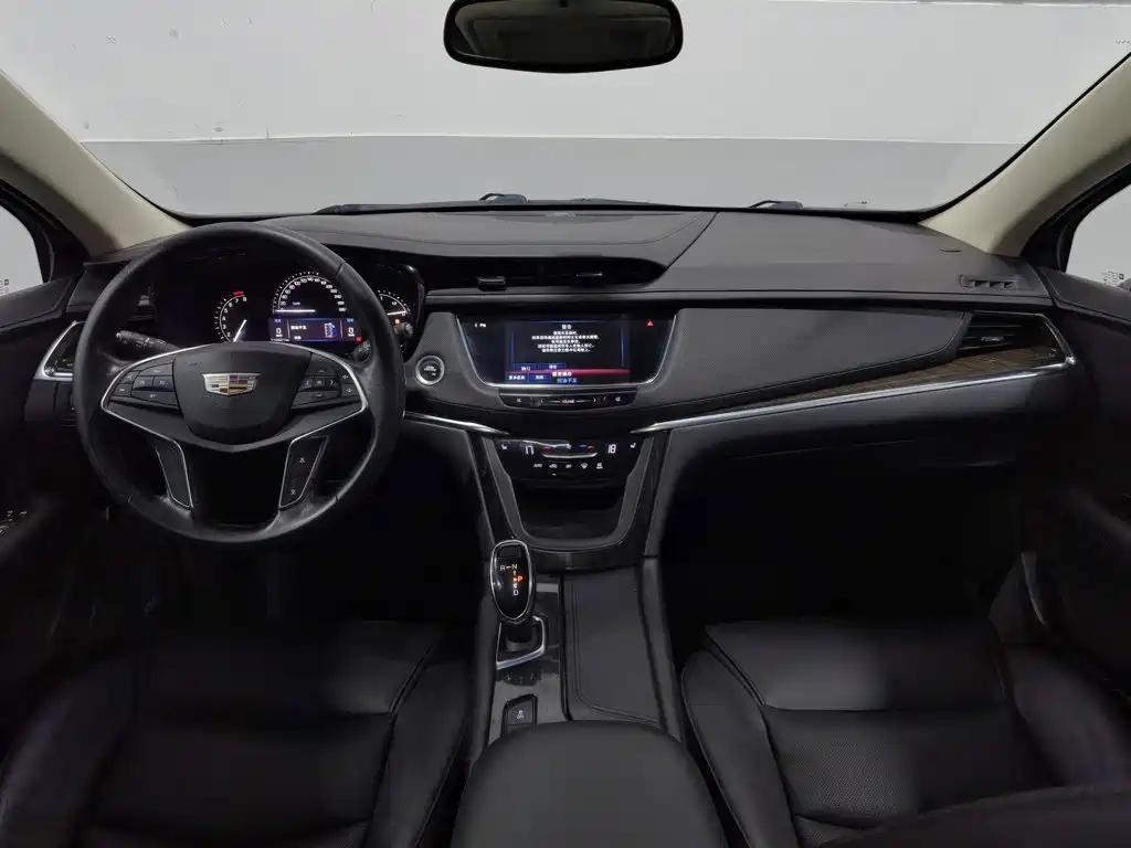 Cadillac XT5 — миниатюра 5