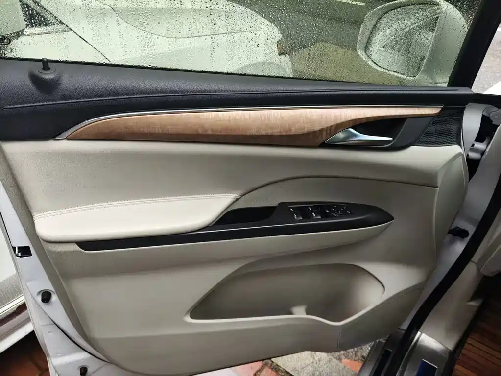 Buick GL8 2018 ES 28T Comfort VI