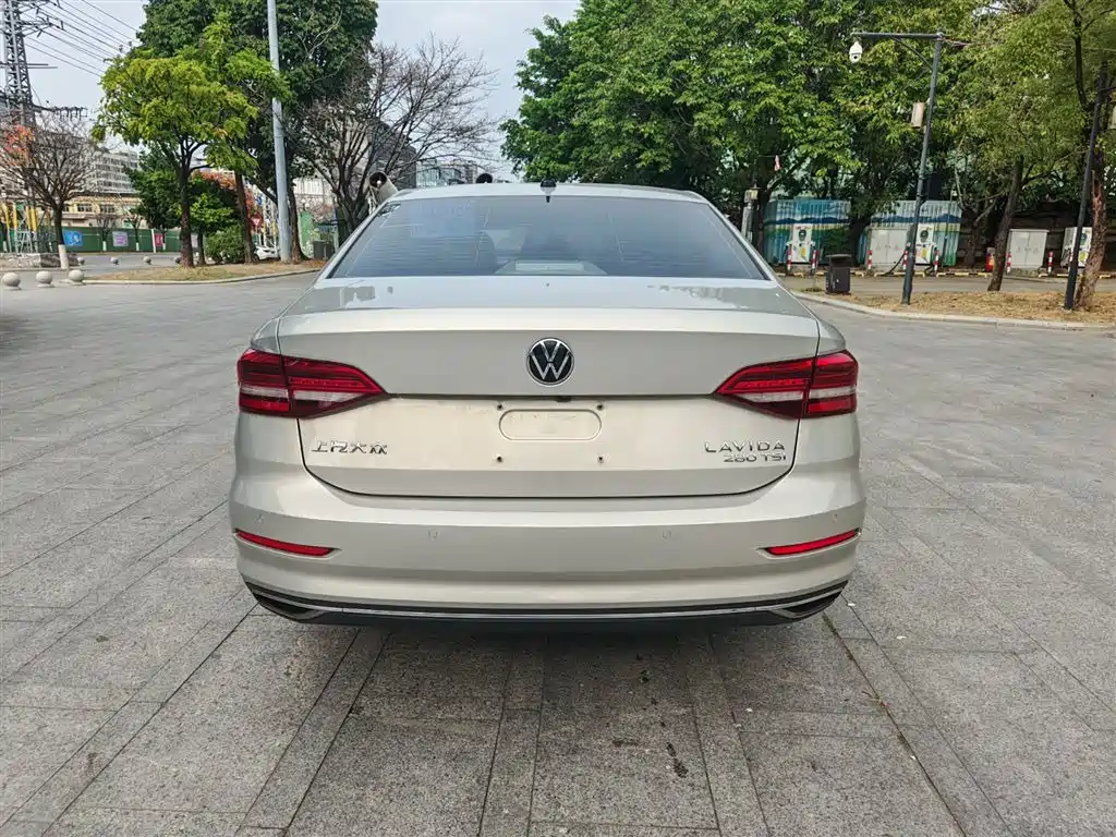 VOLKSWAGEN LAVIDA