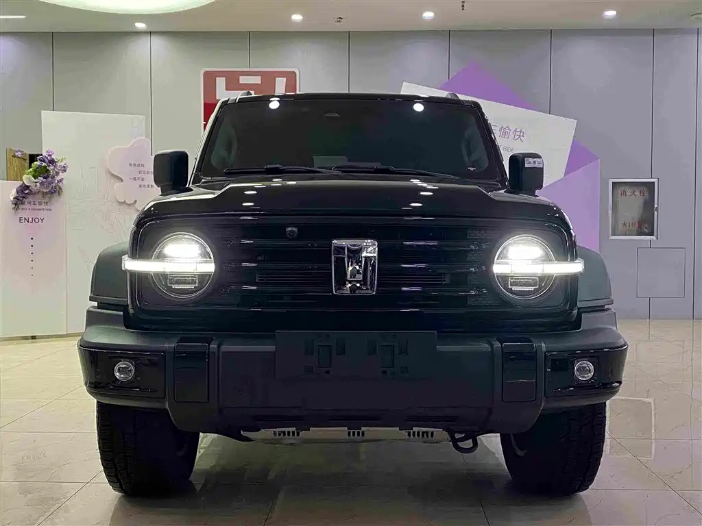 Tank 300 2025 Hi4-T 37.1kWh