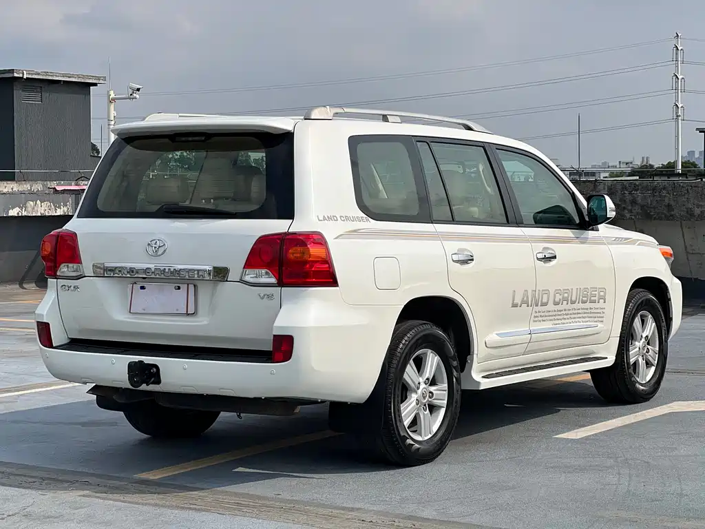 Toyota Land Cruiser 2015 4.6L V8