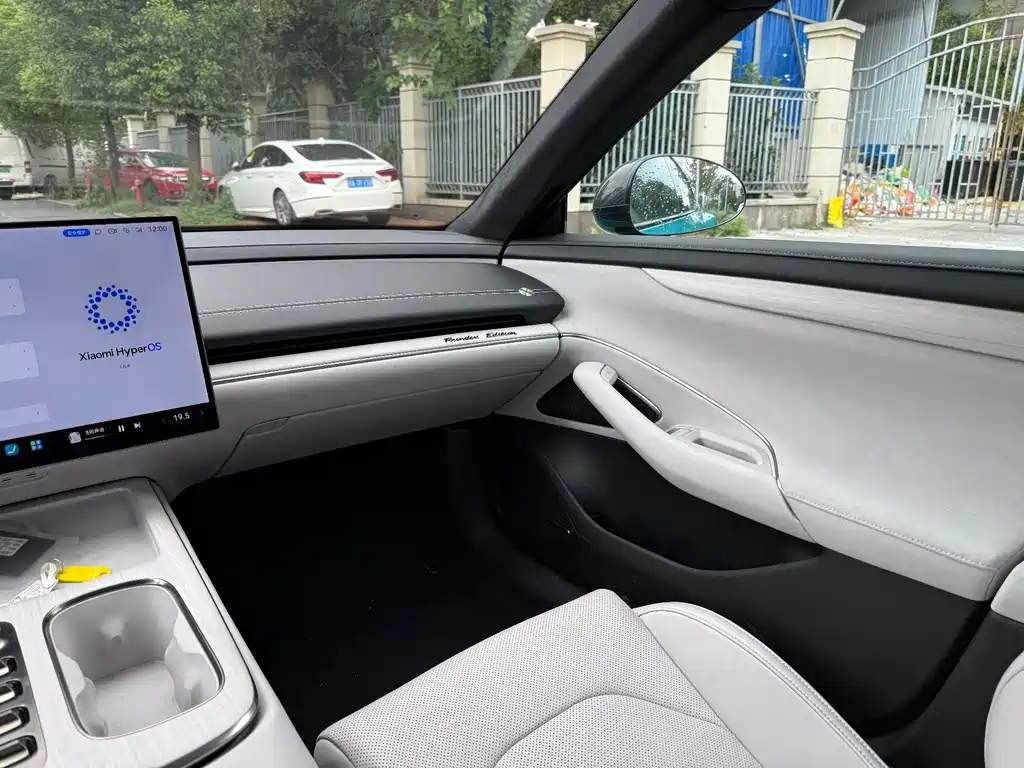 XIAOMI CAR XIAOMI SU7