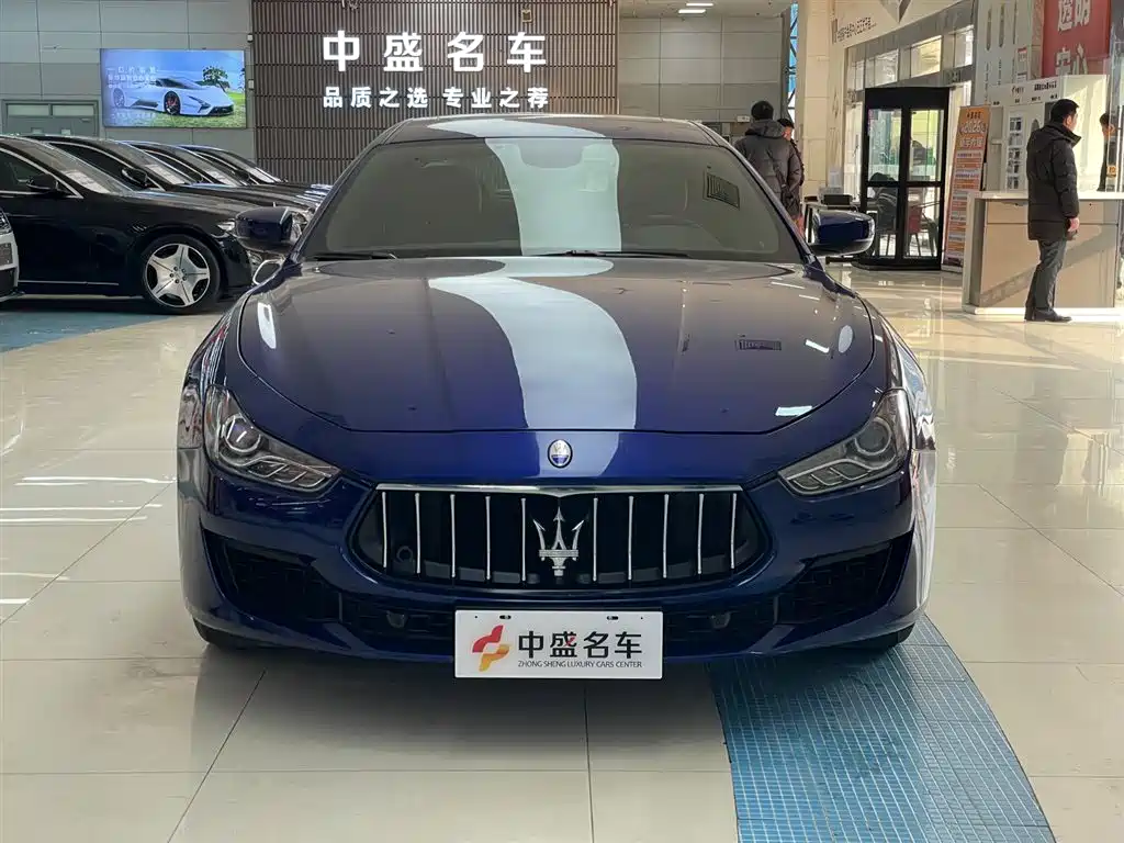 MASERATI GHIBLI