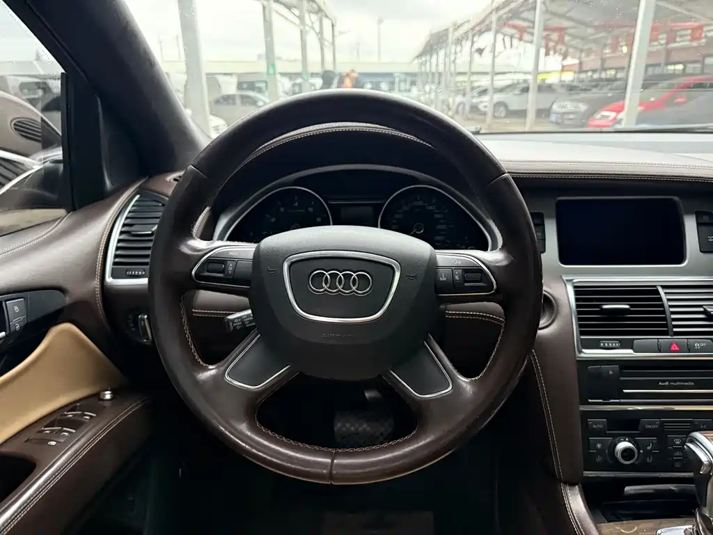 Audi Q7 2014 35 TFSI